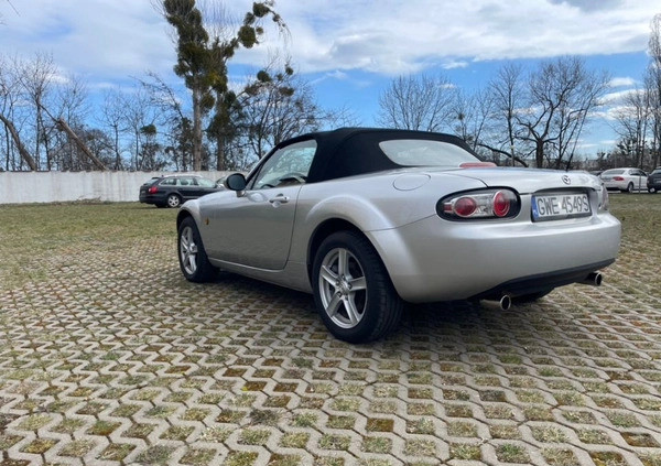 Mazda MX-5 cena 33000 przebieg: 197000, rok produkcji 2006 z Rumia małe 466